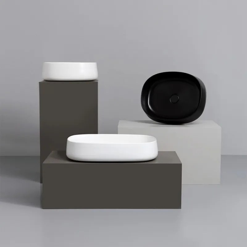 Lavabo da appoggio 42 cm con angoli stondati in ceramica nero opaco   Milos