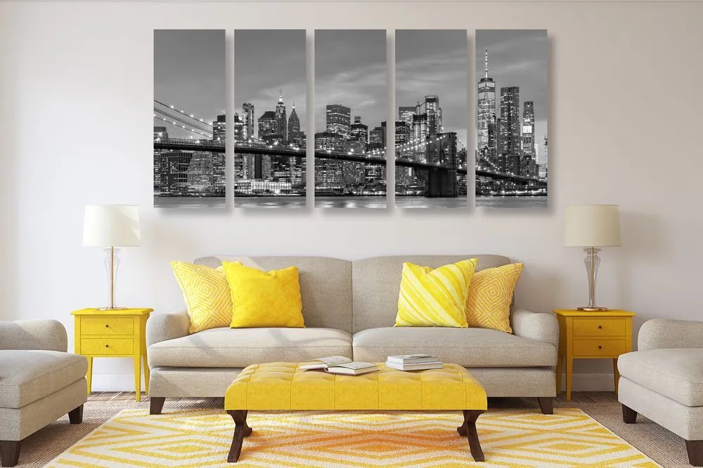 Quadri 5 pezzi – Ponte affascinante a Brooklyn in bianco e nero