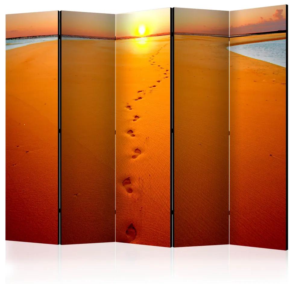 Paravento Impronte sulla sabbia II (5-parti) - spiaggia arancione e sole
