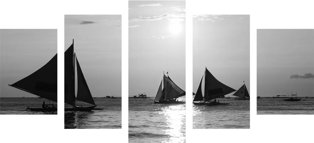 Quadri 5 pezzi – Splendido tramonto sul mare in bianco e nero