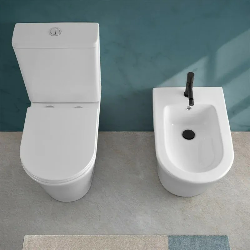 Wc filomuro monoblocco con tornado senza brida e sedile rallentato Klan