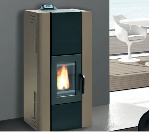 Royal Idro 270 Stufa A Pellet Idro 26 kw Serbatoio 50 Kg 62x72x136 Cm In Acciaio Beige