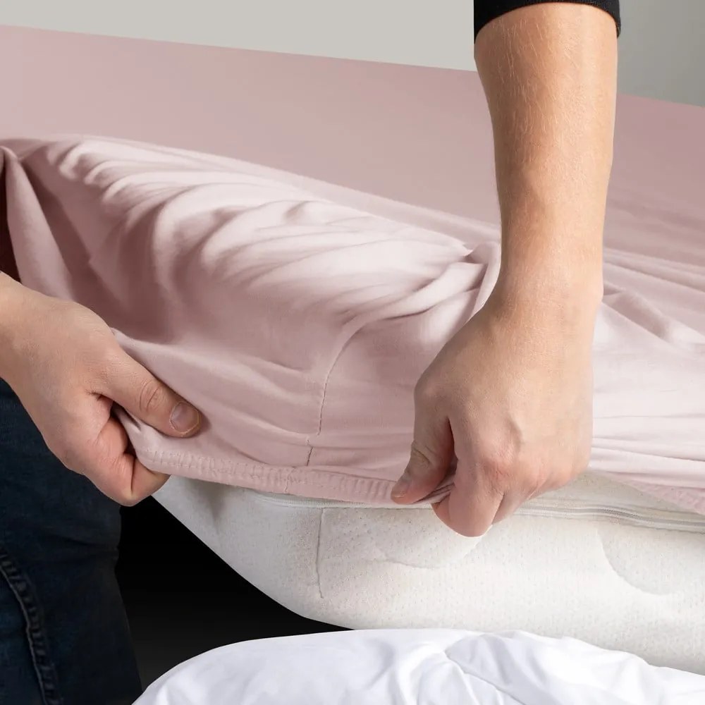 Lenzuolo con angoli rosa chiaro in jersey 140x200 cm Amber – Restilo