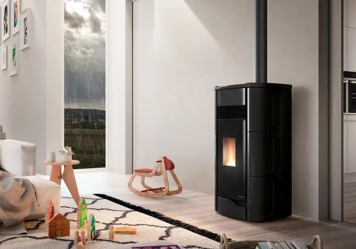 Palazzetti Anna 12 US Pro 2 Stufa A Pellet Ermetica ad aria con uscita fumi superiore in ceramica  Nero