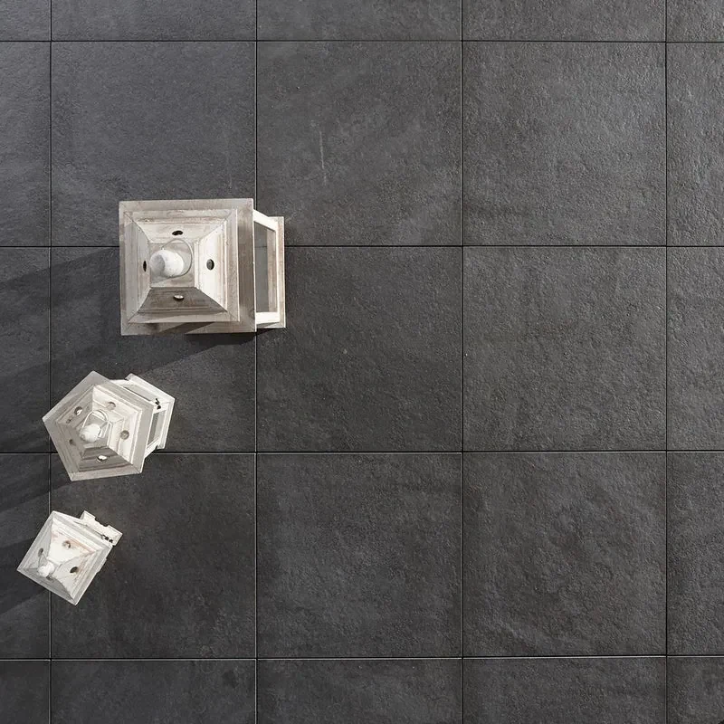 Lastra di cemento Castello Antrazyt in gres naturale nero L 60 x L 60 cm, spessore 20 mm, 32 pezzi