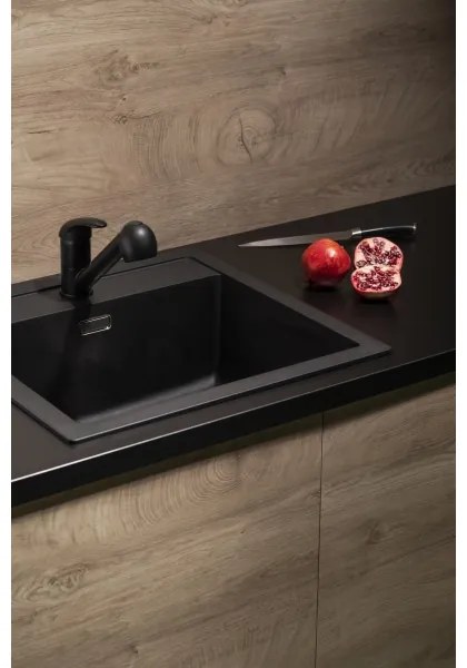 KFA Armatura 6613-110-81 - Rubinetto lavello con doccetta estraibile INDIRA ottone/nero