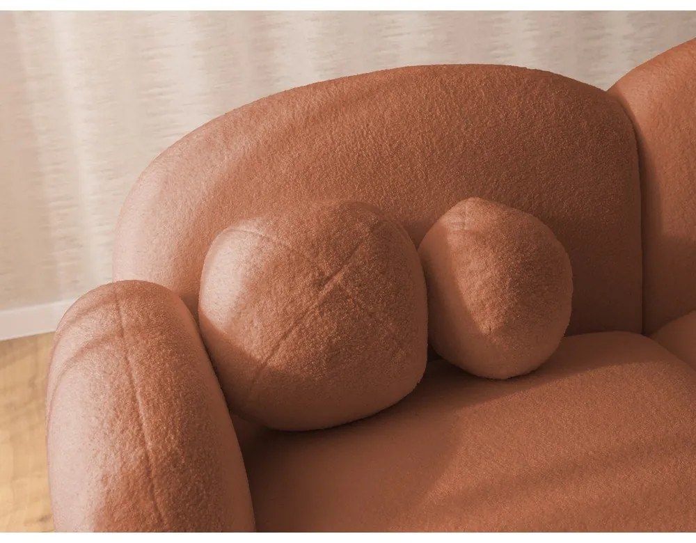 Divano angolare color terracotta (con penisola a sinistra/con chaise lounge) con rivestimento in bouclé Orbit – Ropez