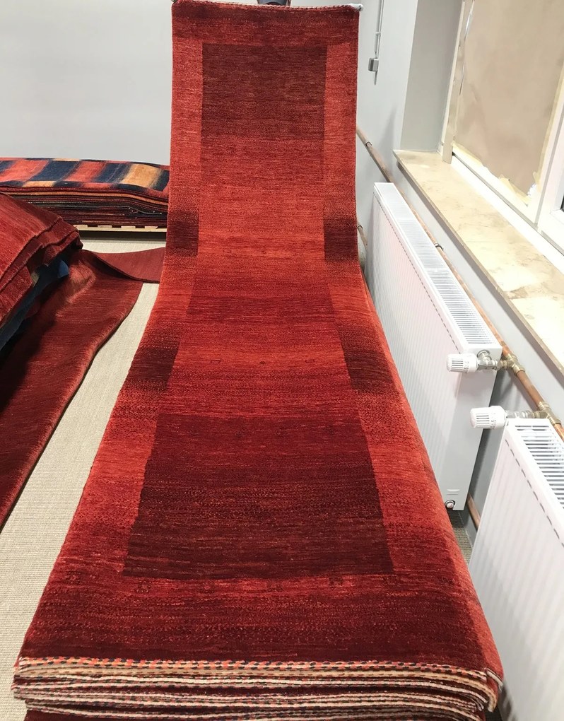 Loribaft Tappeto 80x300 Rosso (Iran) Annodato A Mano