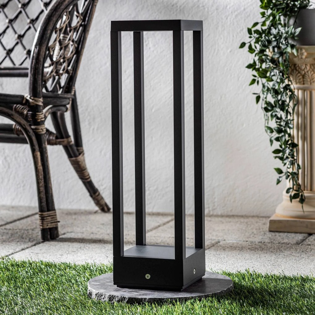 Lucande lampioncino LED Carlota, 50 cm, antracite, alluminio Carlota, Nero, Alluminio, Moderno, Lampada LED da esterni