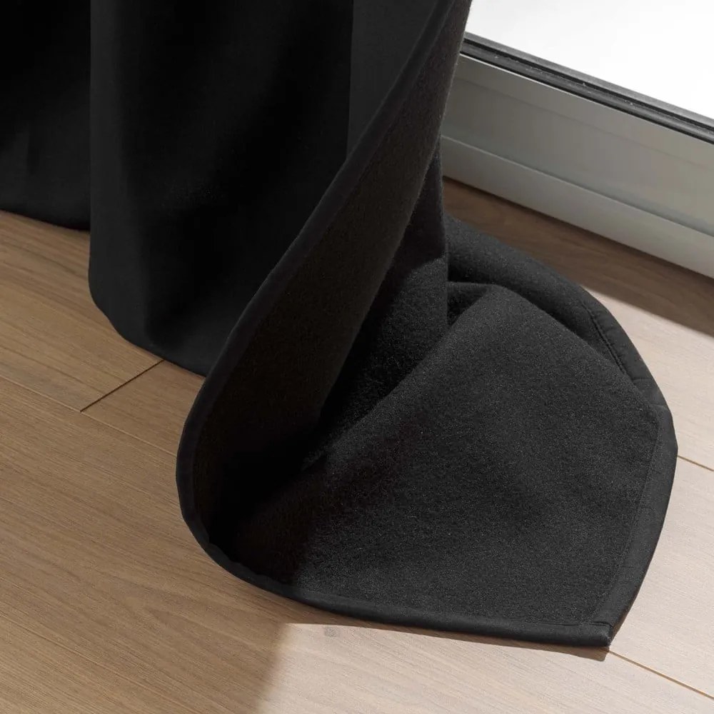 Tenda termoisolante nera in microfibra 135x260 cm Micropolar – douceur d'intérieur