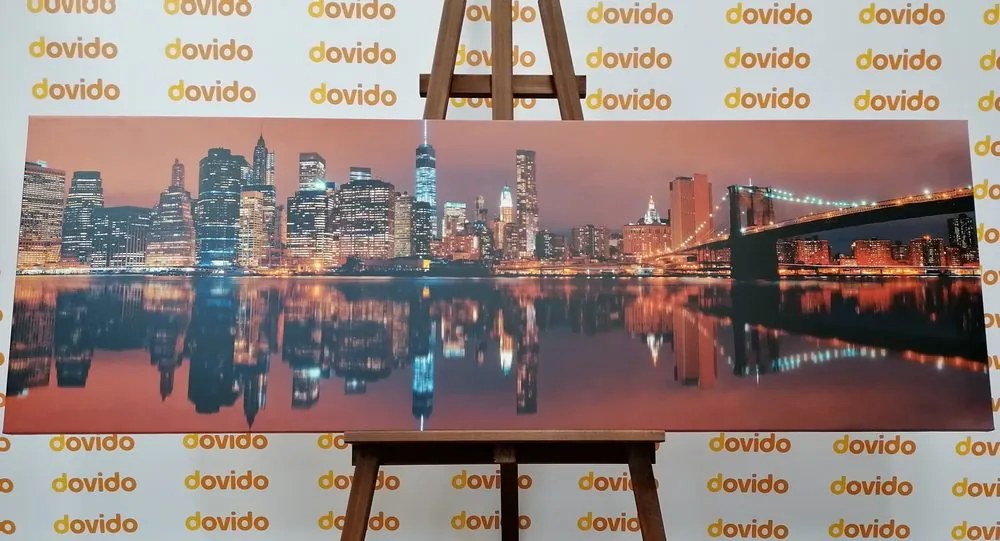 Stampa su tela – Riflesso di Manhattan nell'acqua