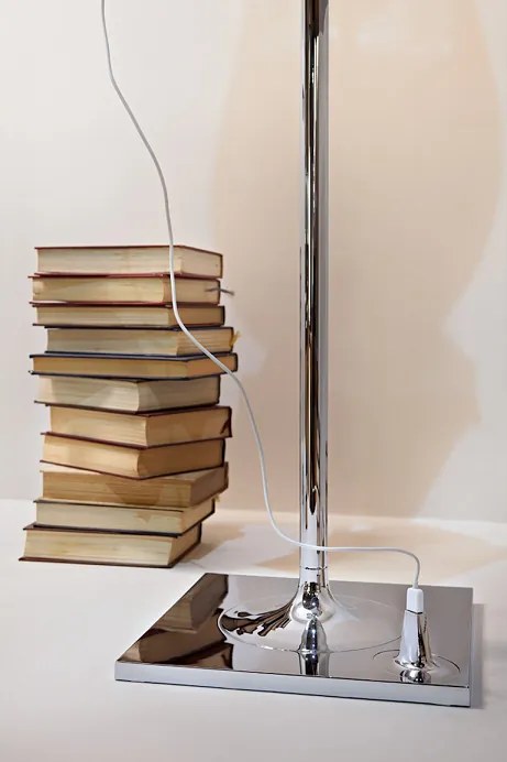 Flos Bibliotheque Nationale Lampada Da pavimento H.150 con mensole portaoggetti a luce diffusa Tessuto