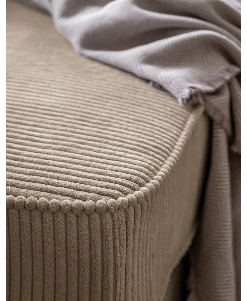 Chaise longue grigio tortora (con penisola a destra) con rivestimento in velluto a coste Chic Charlotte – Miuform