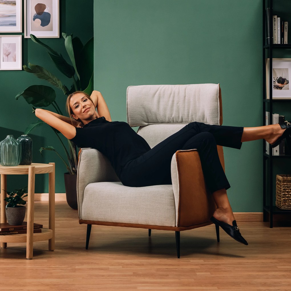 Zelda Poltroncina dal design moderno in morbido tessuto impermeabile T06 panna