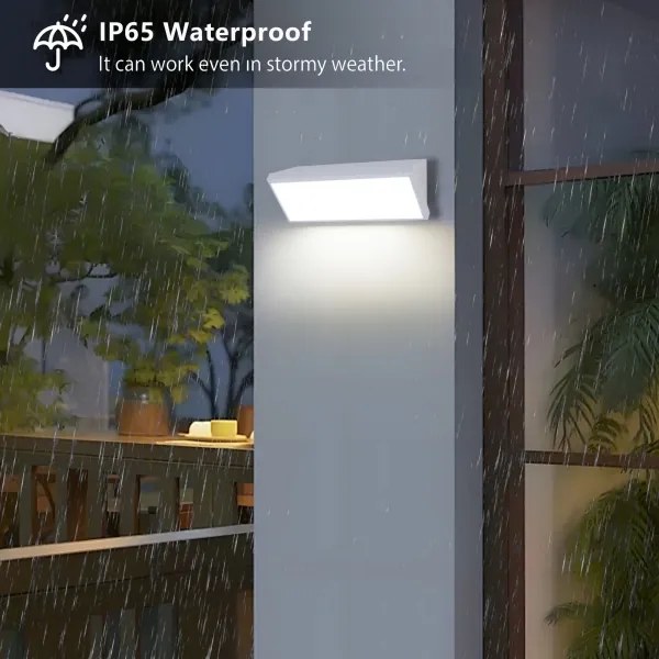 Brilagi - Lampada da parete a LED per esterni con sensore TRIANGLE LED/42W/230V, bianca, IP65