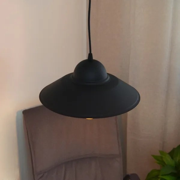 Lampadario a sospensione con filo SORAPIS 1xE27/15W/230V nero