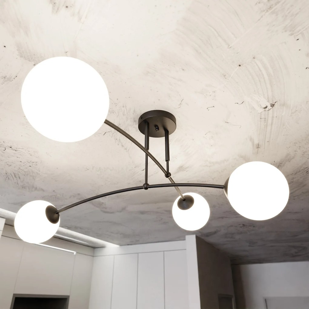 Plafoniera Moderna 4 Luci Susanoo In Acciaio Nero E Vetri A Sfera In Bianco