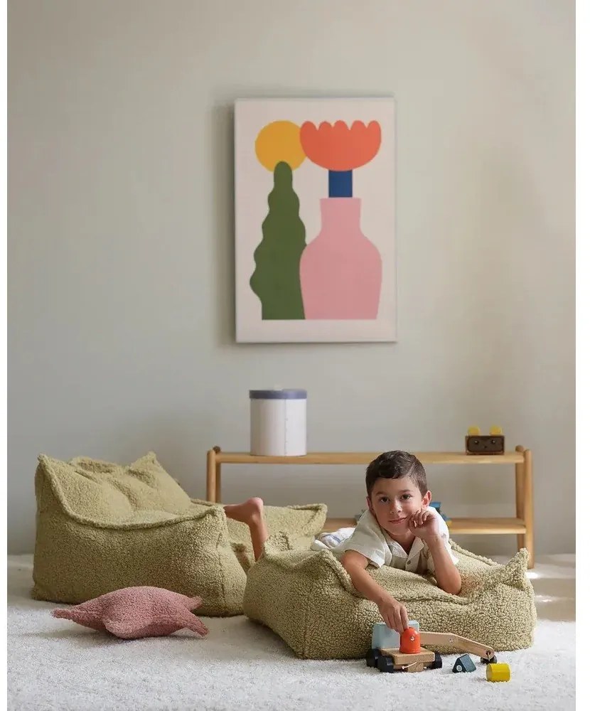 Cuscino per divano da bambini rosa con rivestimento in bouclé Star – Wigiwama