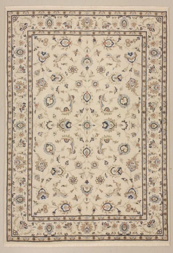 Tappeto 140 x 200 (Iran) Annodato A Mano