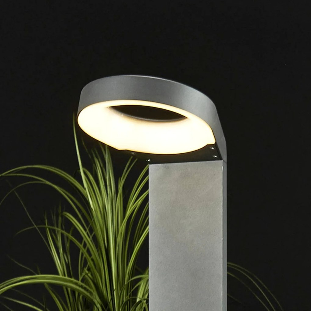 Lucande Moderno lampione a LED Jarka