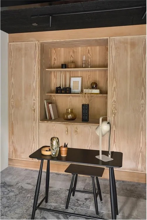 Vaso nero in poliresina fatto a mano (altezza totale 30 cm) Lyst – Villa Collection