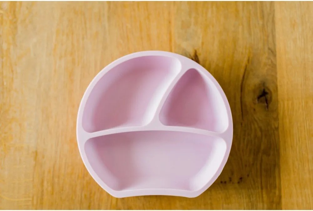 Piatto per bambini in rosa chiaro in silicone 19x20,5 cm – Kindsgut