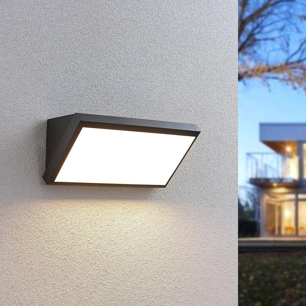 Lindby Applique da esterni LED, sensore, IP65, grigio scuro