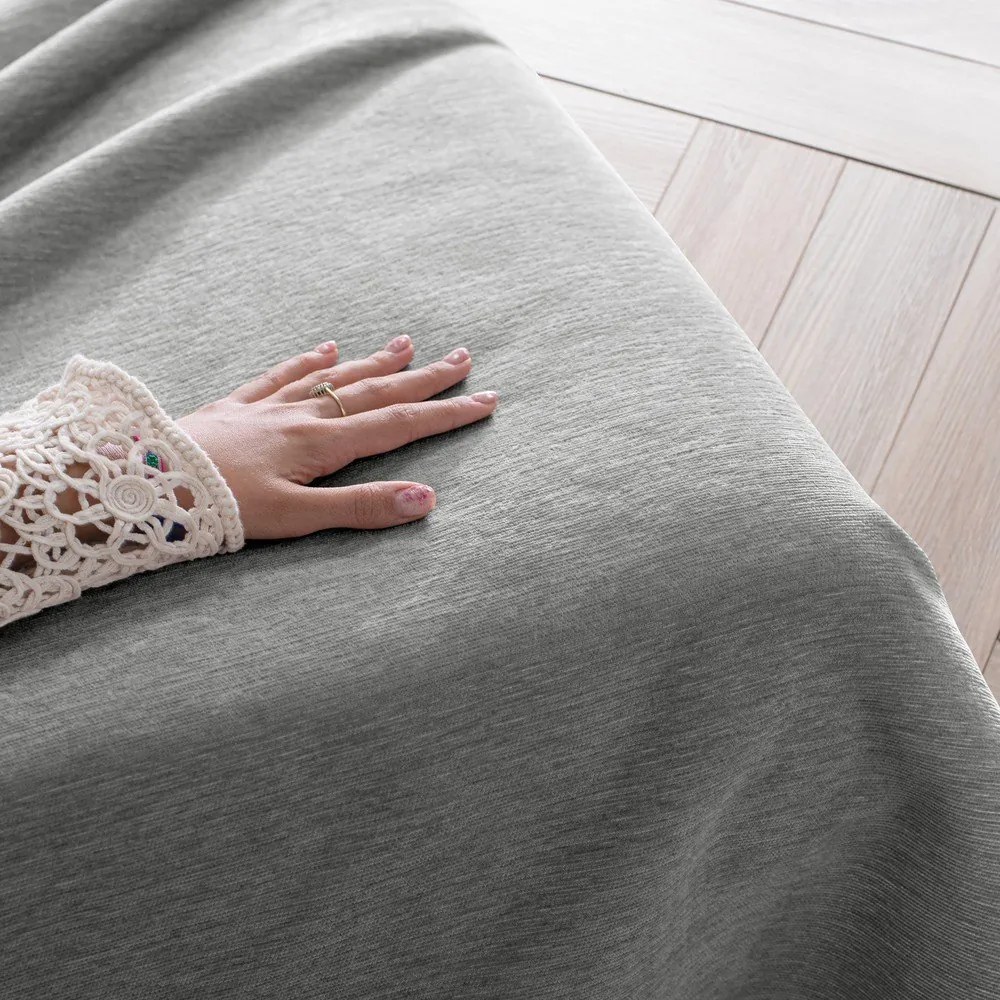 Copriletto grigio in ciniglia 220x240 cm Talo – Filumi