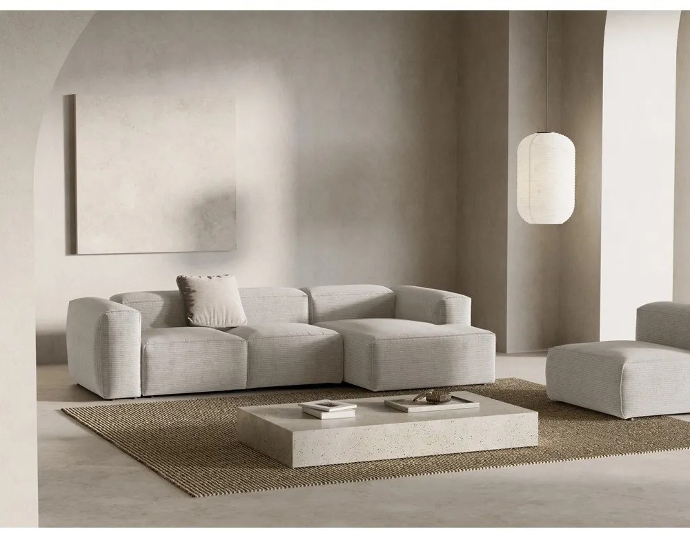 Divano angolare beige (con penisola a destra/con chaise lounge) con rivestimento in velluto a coste Bergamo – Cosmopolitan Design