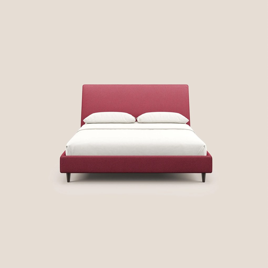 Dorotea letto imbottito con piedi in legno in morbido bouclé impermeabile T07 rosso