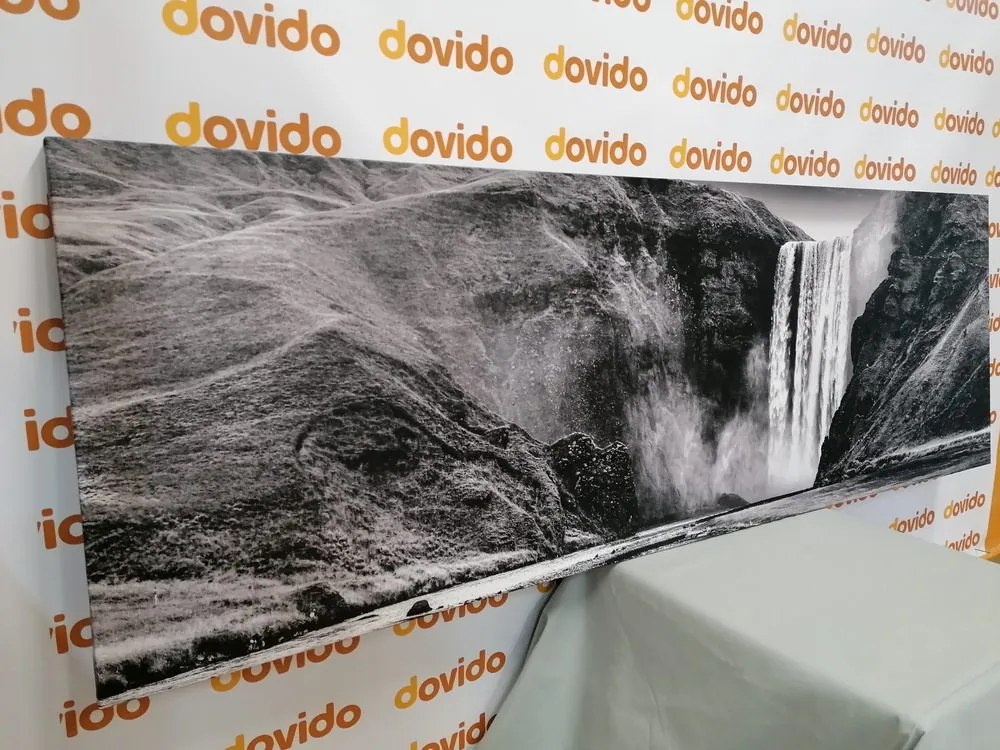 Stampa su tela – Cascata iconica in Islanda in bianco e nero