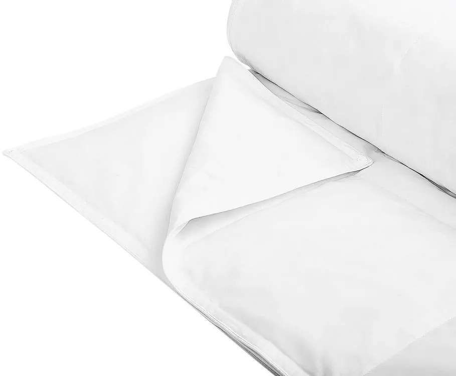 Piumino in cotone doppio strato 4 stagioni 155 x 220 cm CHONTGAR Beliani