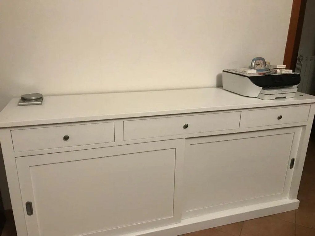 Credenza classica due ante scorrevoli e due cassetti in legno bianco opaco