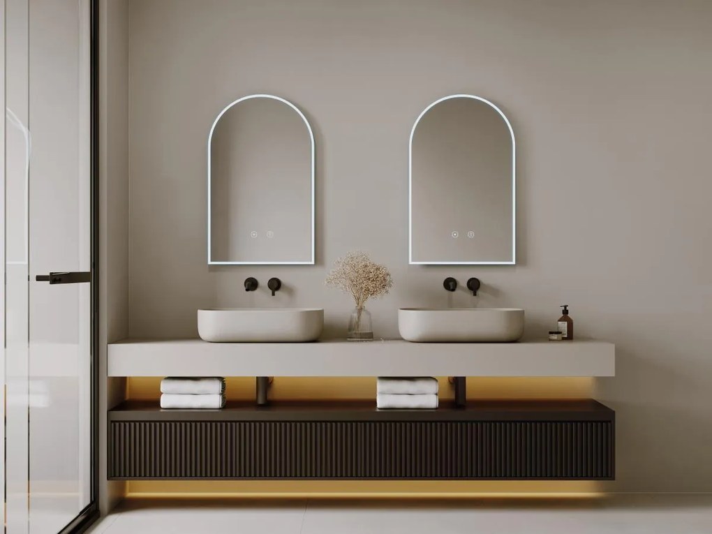 Specchio per bagno ovale ad arco - Antiappannante - a LED - L50 x H80 cm - ARCADI
