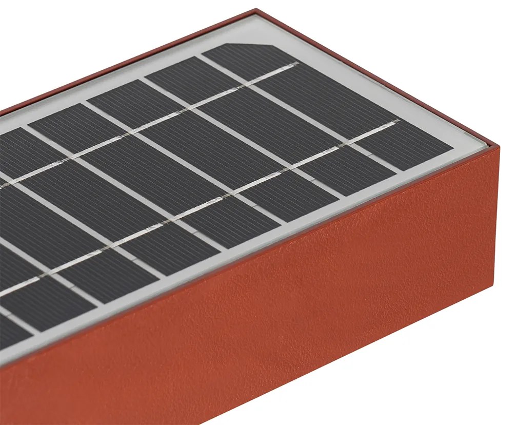 Lampada da parete per esterni rossa con luce dimmerabile e sensore solare - Kayo