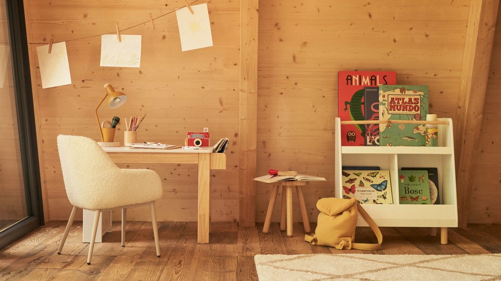 Kave Home - Libreria Serwa in MDF bianco con gambe e tavoletta in legno massiccio di pino