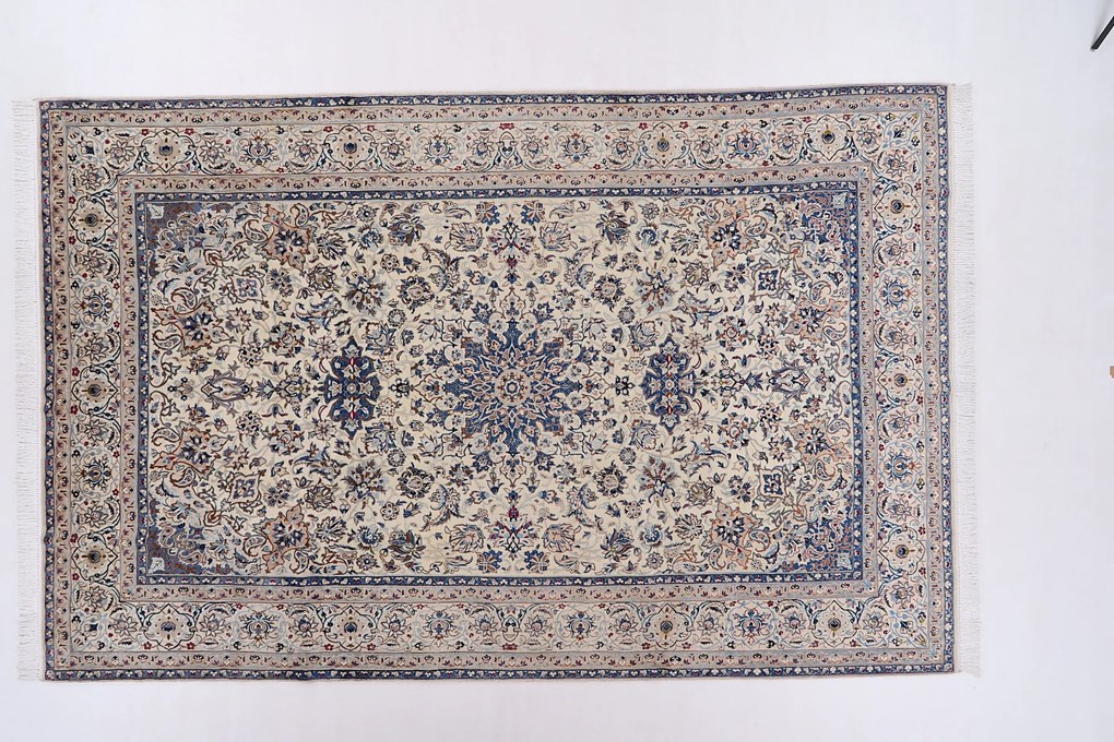 Nain Tappeto 250 x 370 (Iran) Annodato A Mano