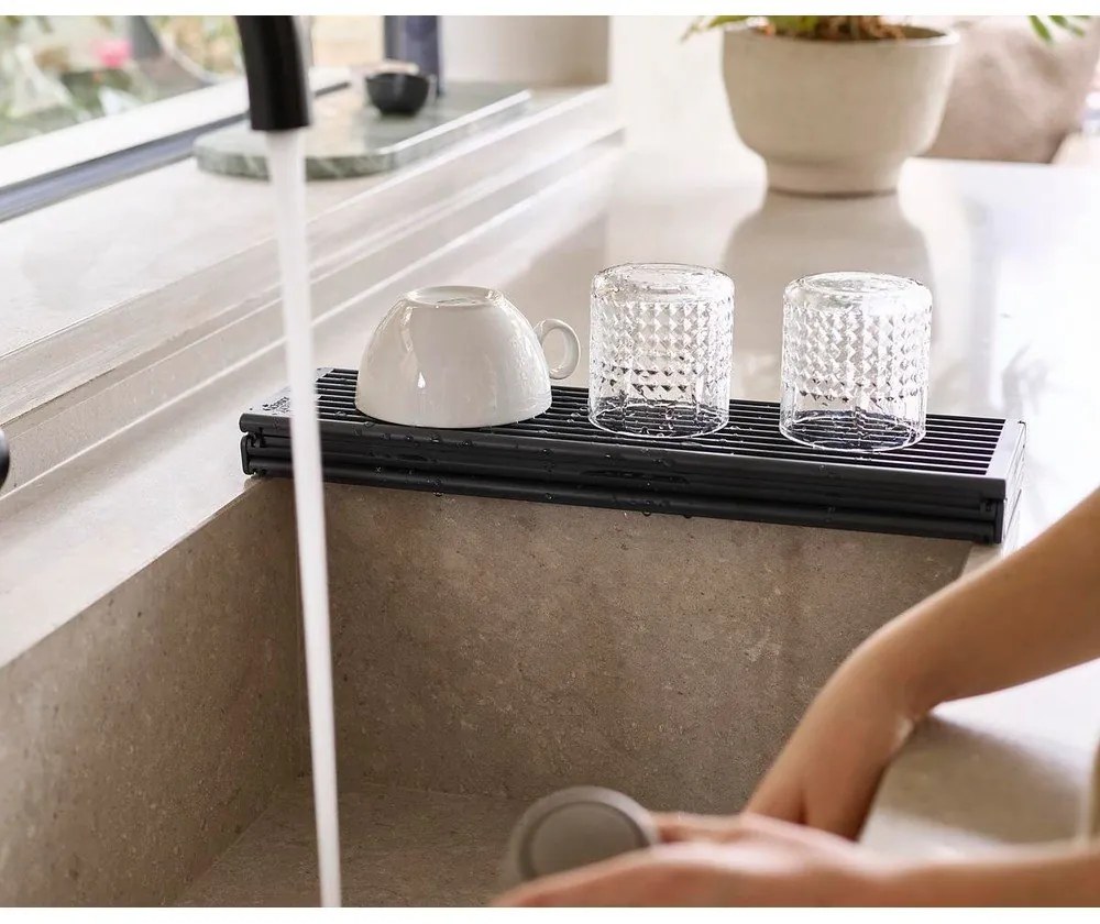 Scolapiatti a griglia per lavello regolabile grigio in plastica 43x13 cm Platform – Joseph Joseph