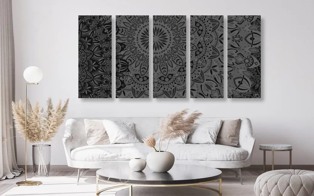 Quadri 5 pezzi – Mandala elegante in bianco e nero