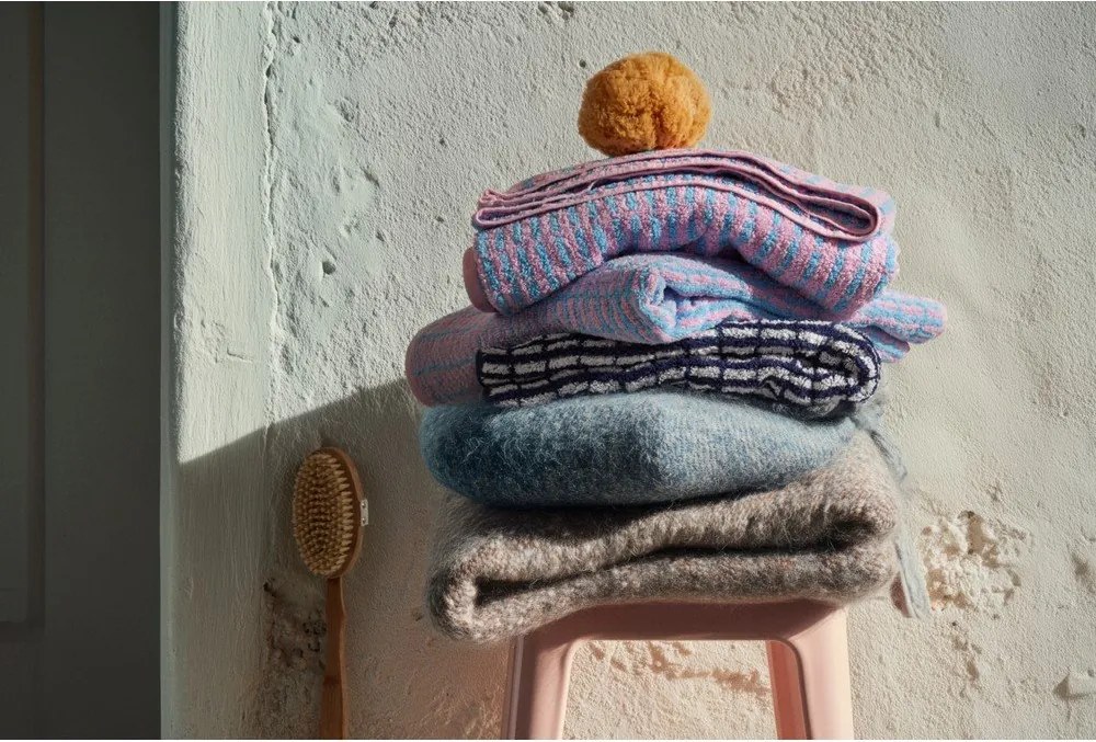 Asciugamano tipo terry bianco/blu in misto bambù 50x100 cm Nuance – JUNA