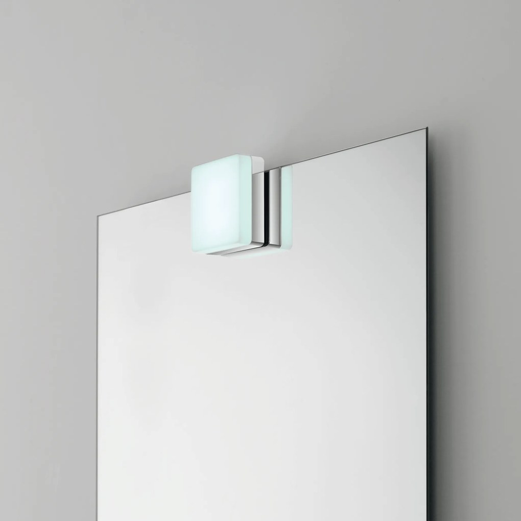 Lampada Led Quadrata 7,5 Cm Feridras Cromo Lucido