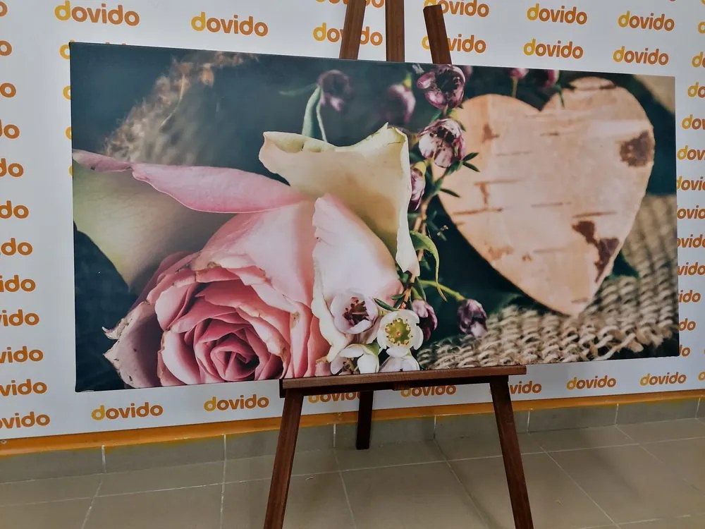 Quadro su tela – Rose e cuore in stile vintage