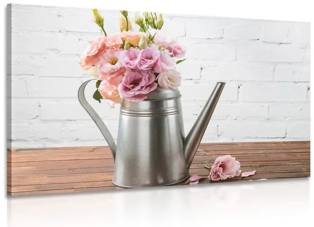 Quadro su tela – Bouquet di fiori in annaffiatoio