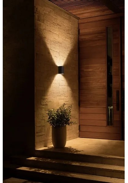 Philips 17464/30/P7 - LED RGB Lampada da esterno Hue RESONATE 2xLED/8W/230V IP44