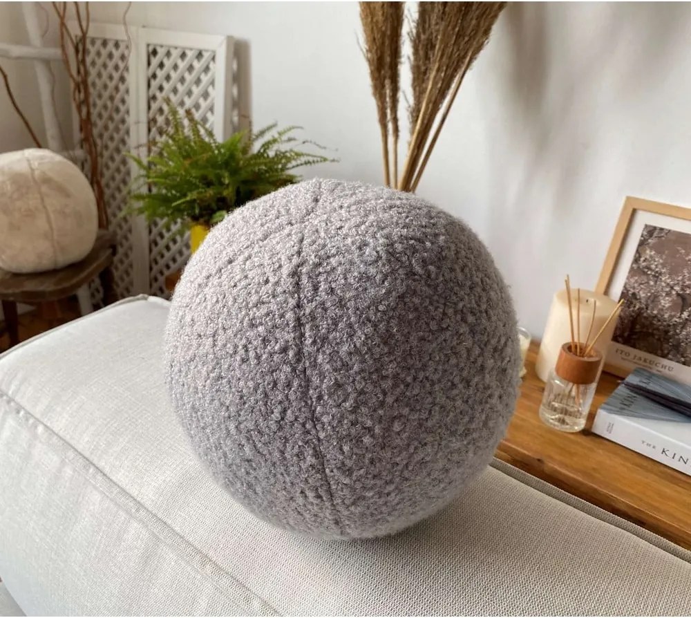 Cuscino decorativo in bouclé ø 20 cm Top – Mioli Decor