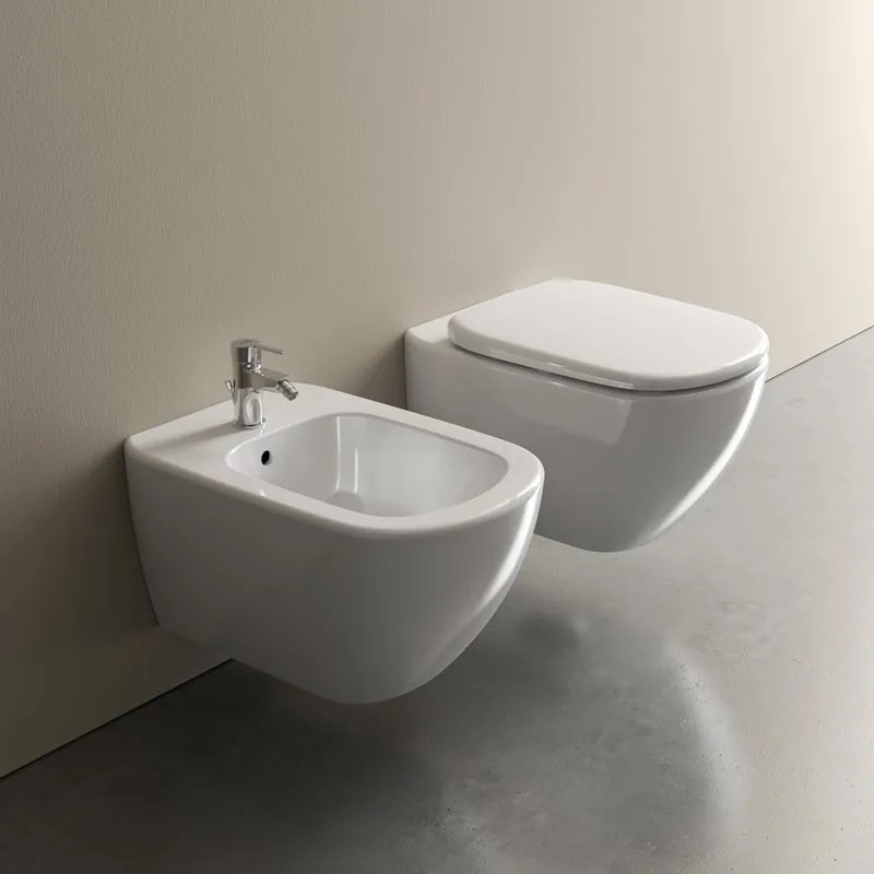 Coppia sanitari sospesi scarico a parete IDEAL STANDARD Idealmood lucido WC: P 53.5 x L 36.5 x H 33.5 cm, bidet: P 53 x L 36 x H 30 cm