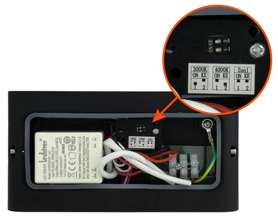 Applique LED 12W Bidirezione IP65 CCT Bianco Variabile - Nera Colore Bianco Variabile CCT