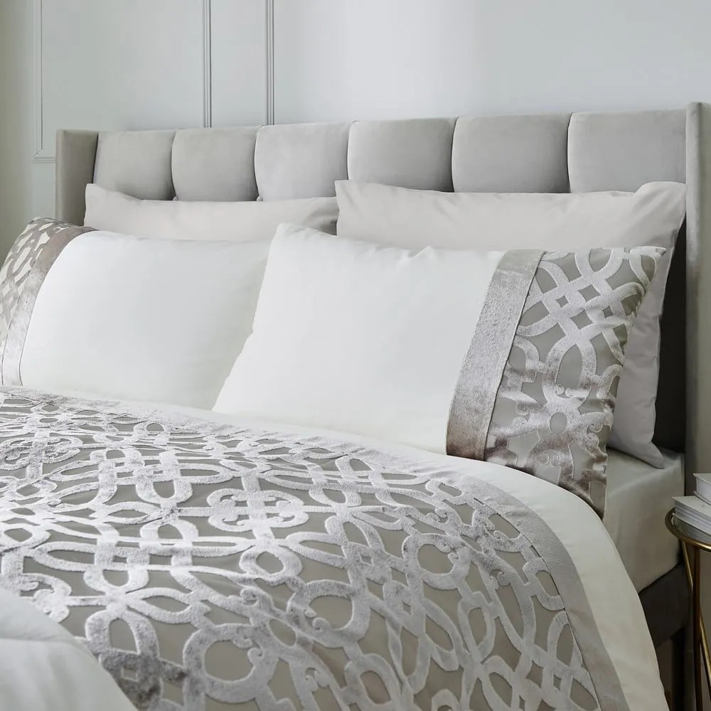 Biancheria da letto in velluto beige-crema per letto matrimoniale 200x200 cm Lattice Cut - Catherine Lansfield