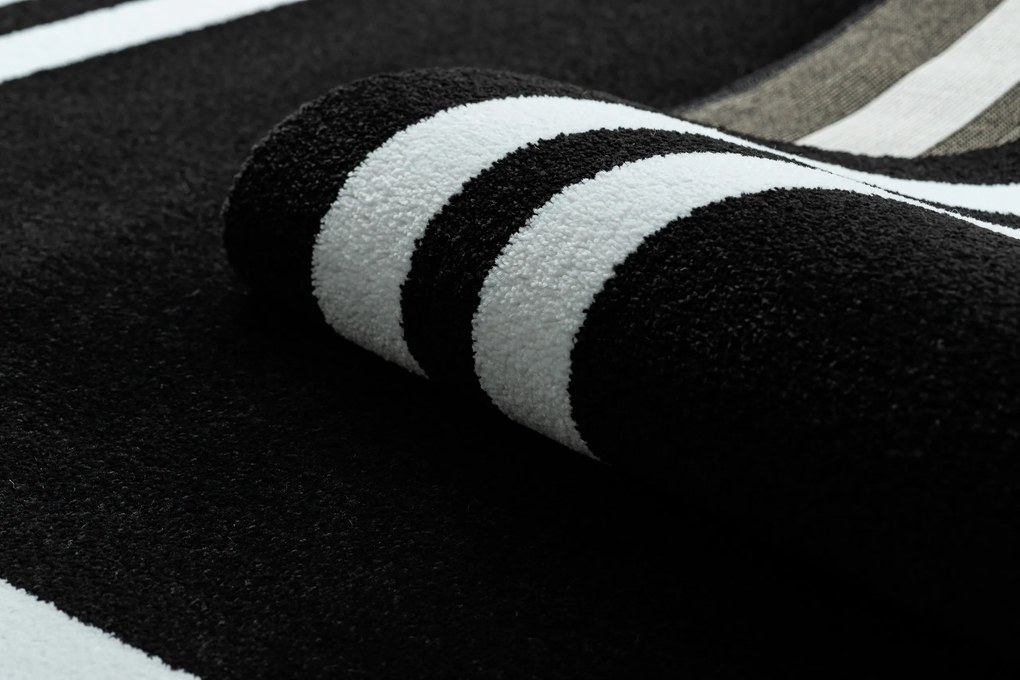 Tappeto HAMPTON Inquadrata nero - PRODOTTO DI SECONDO GRADO