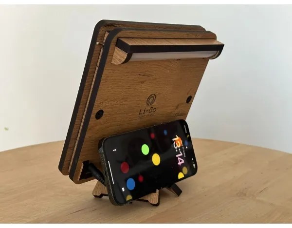 Li-Go 4070/DUB2 - Lampada da tavolo decorativa a LED, 12W/230V, 19x19 cm, rovere/motivo cavallo